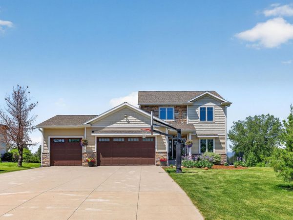 217 Skyline Drive, Wabasha, MN 55981