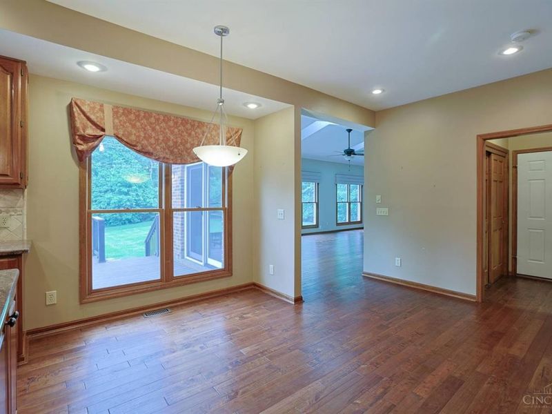 7939 Woodglen Drive, West Chester, OH 45069 Photo 18
