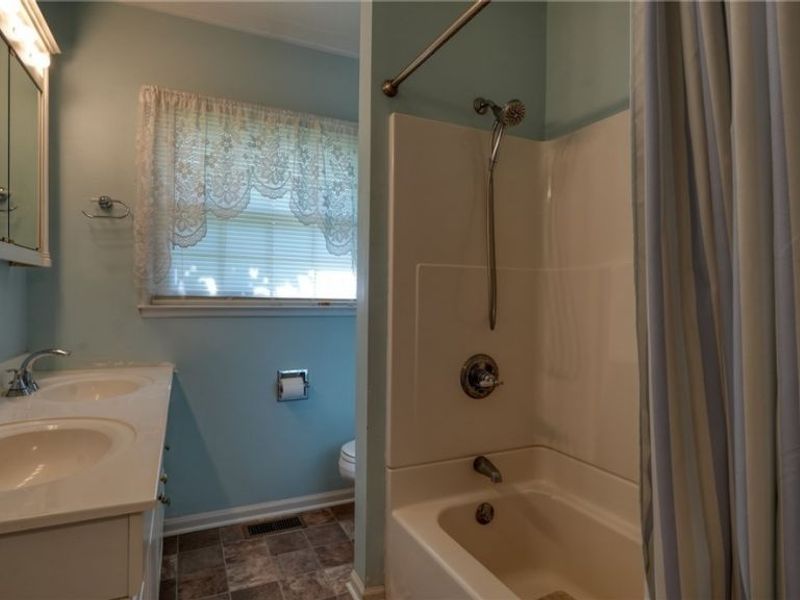 63075 Ridgewood Drive , Cambridge, OH 43725 Photo 23