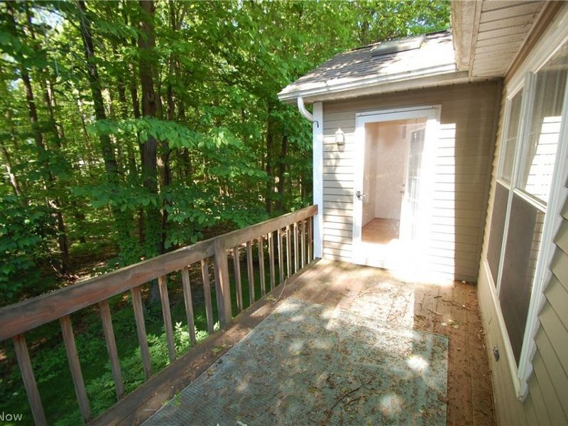 1327 Fox Run Drive , Boardman, OH 44512 Photo 4