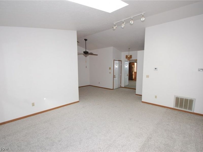 1327 Fox Run Drive , Boardman, OH 44512 Photo 6