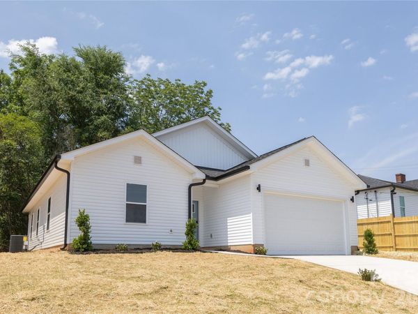 221 Anne Street NW, Concord, NC 28025