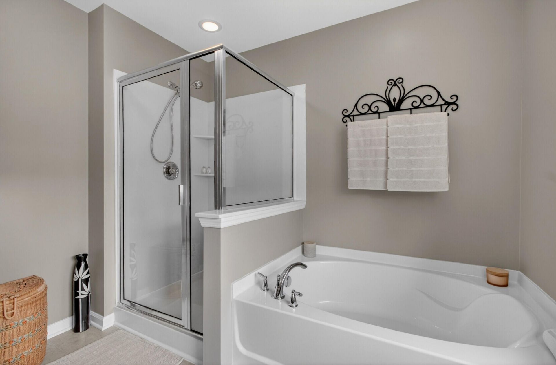 225 Alpine Road Photo 17