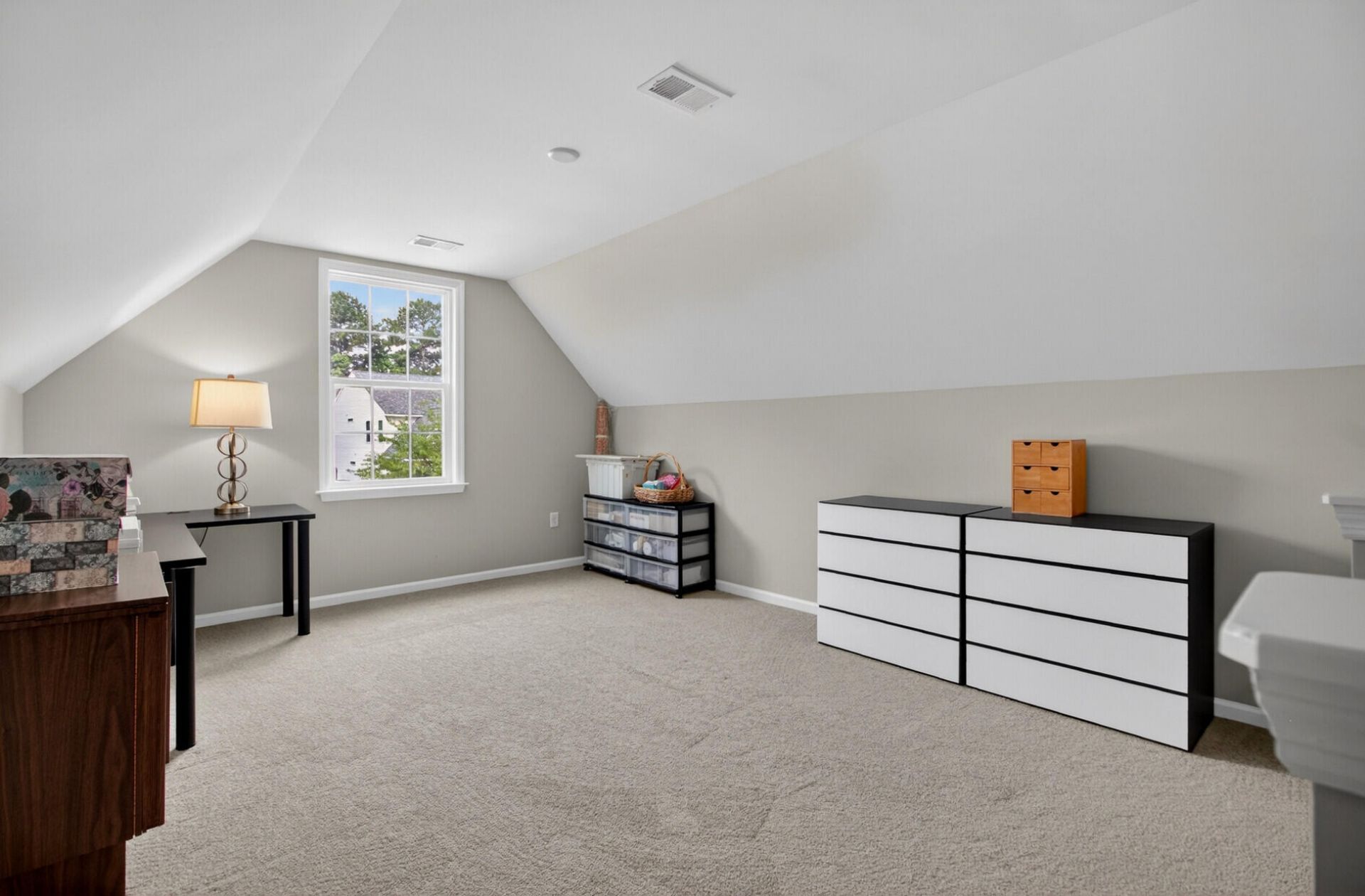 225 Alpine Road Photo 26