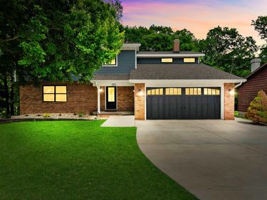 325 LOTUS Drive, Morton, IL 61550