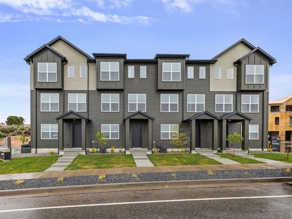 4046 S SANDRIDGE DR W, UNIT 4, Roy, UT 84067