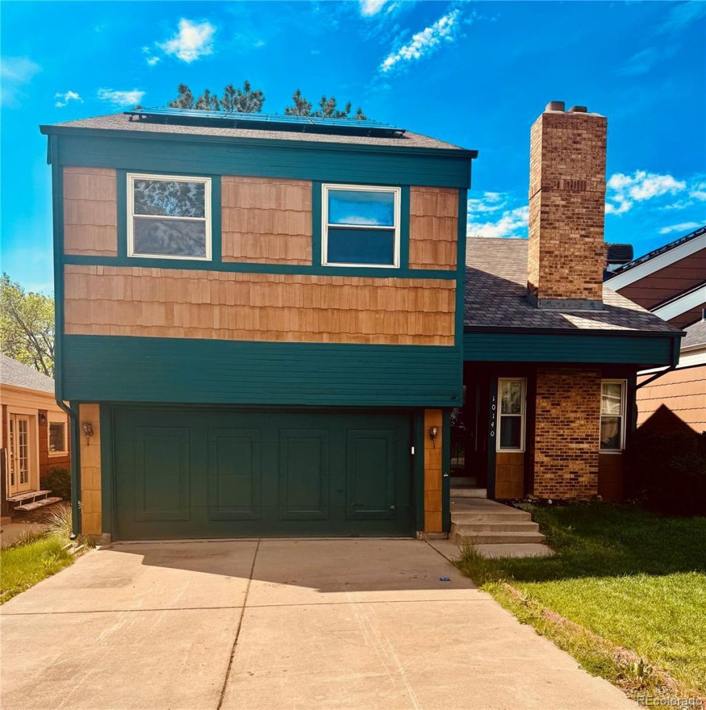 10140 W Alamo Place, Littleton, CO 80127 Main Photo