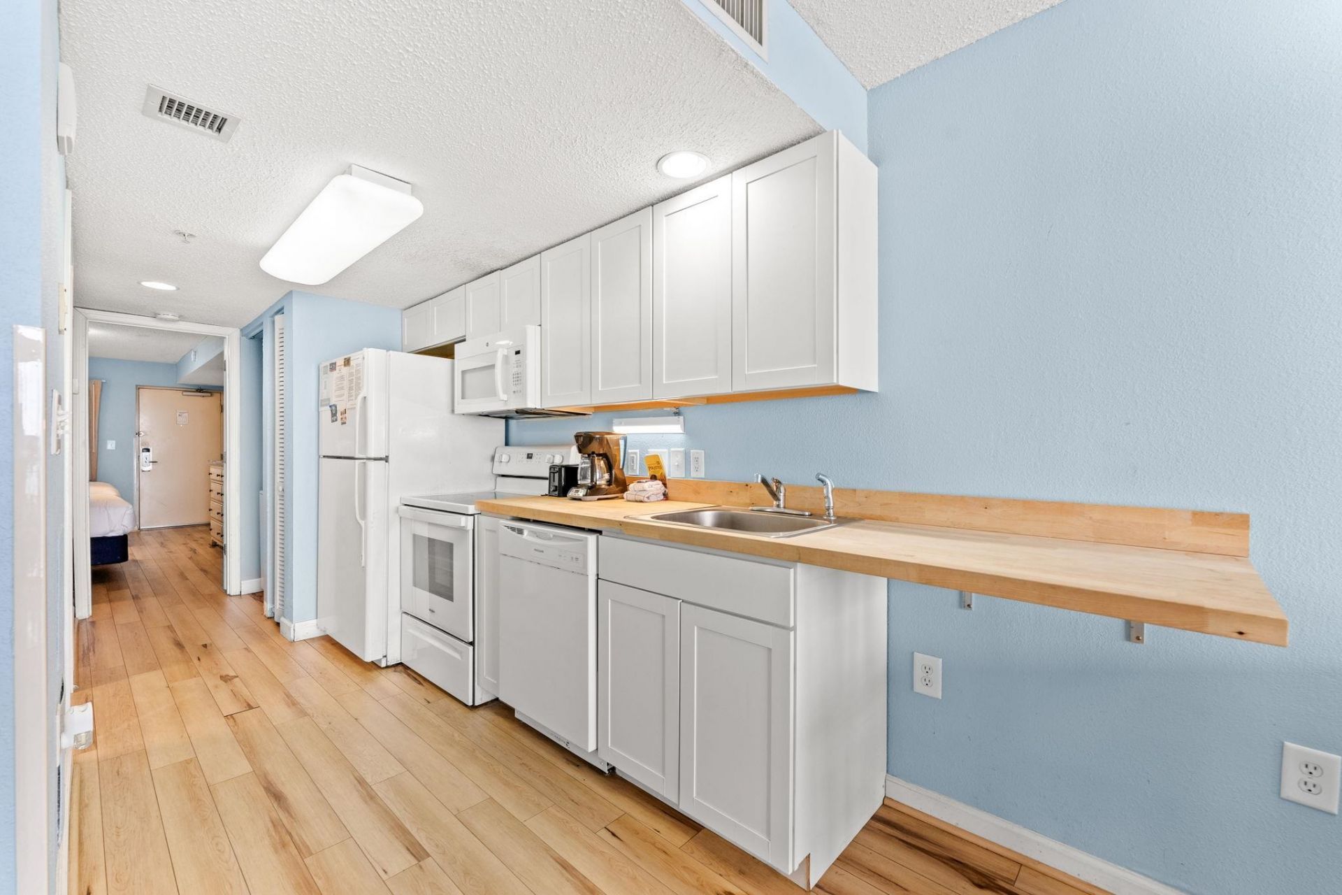 1700 N Ocean Blvd.  Photo 11