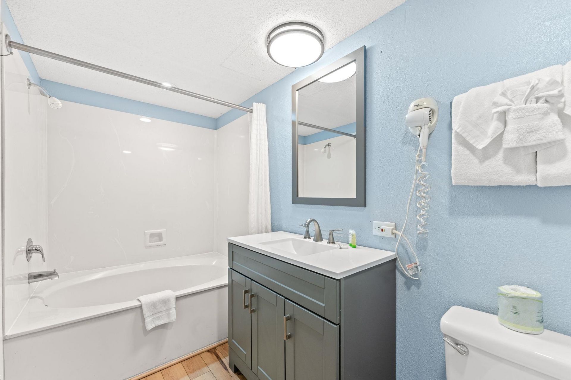 1700 N Ocean Blvd.  Photo 16