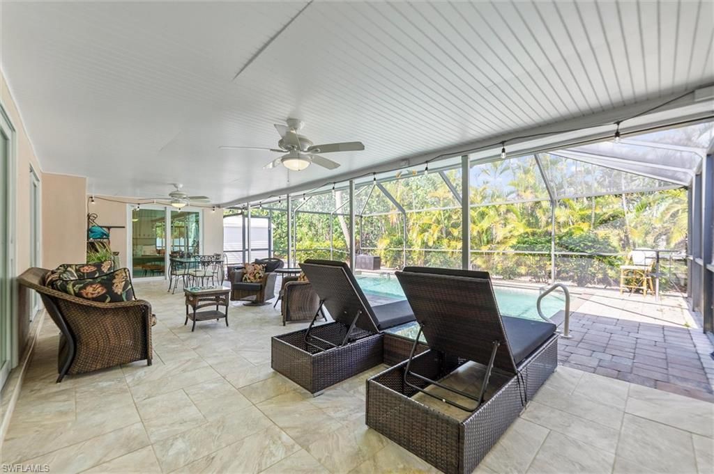 9428 Moonlight Dr, Sanibel, FL 33957 Photo