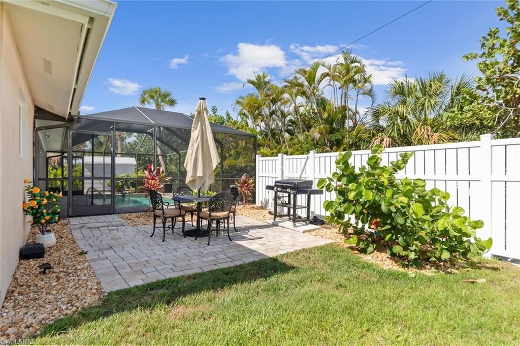 9428 Moonlight Dr, Sanibel, FL 33957 Photo