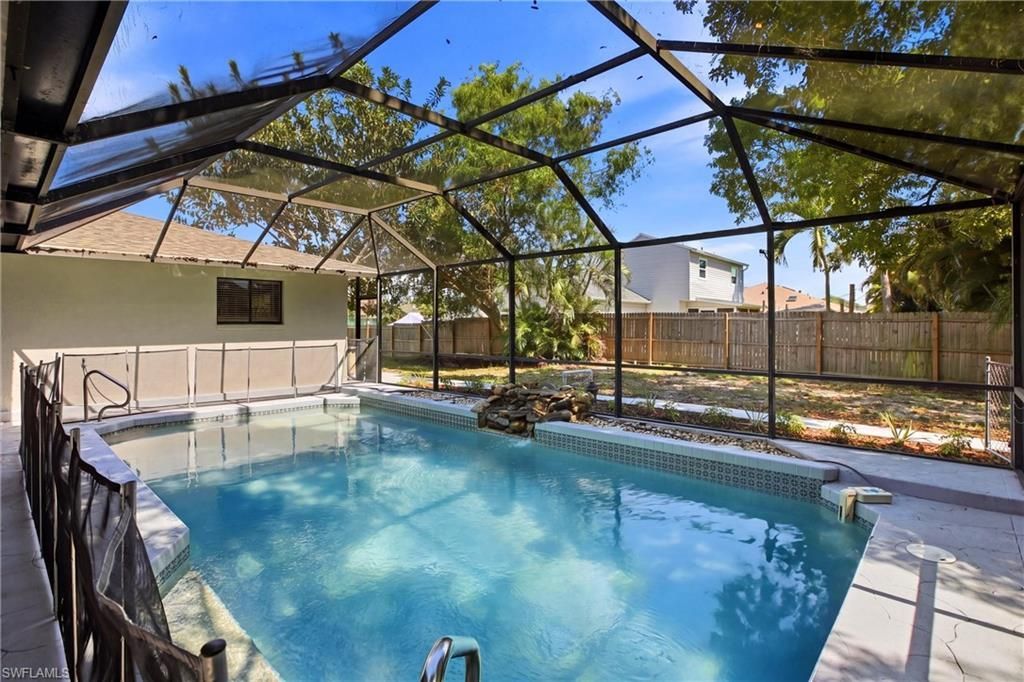 8486 Garden Rd , Fort Myers, FL 33967 Photo