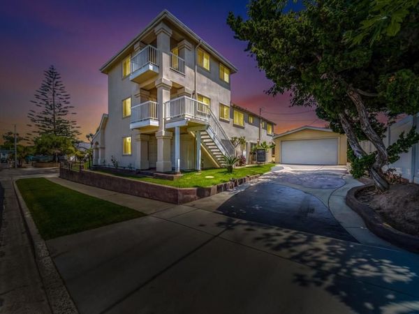 1622 Pegasus St, Newport Beach, CA 92660