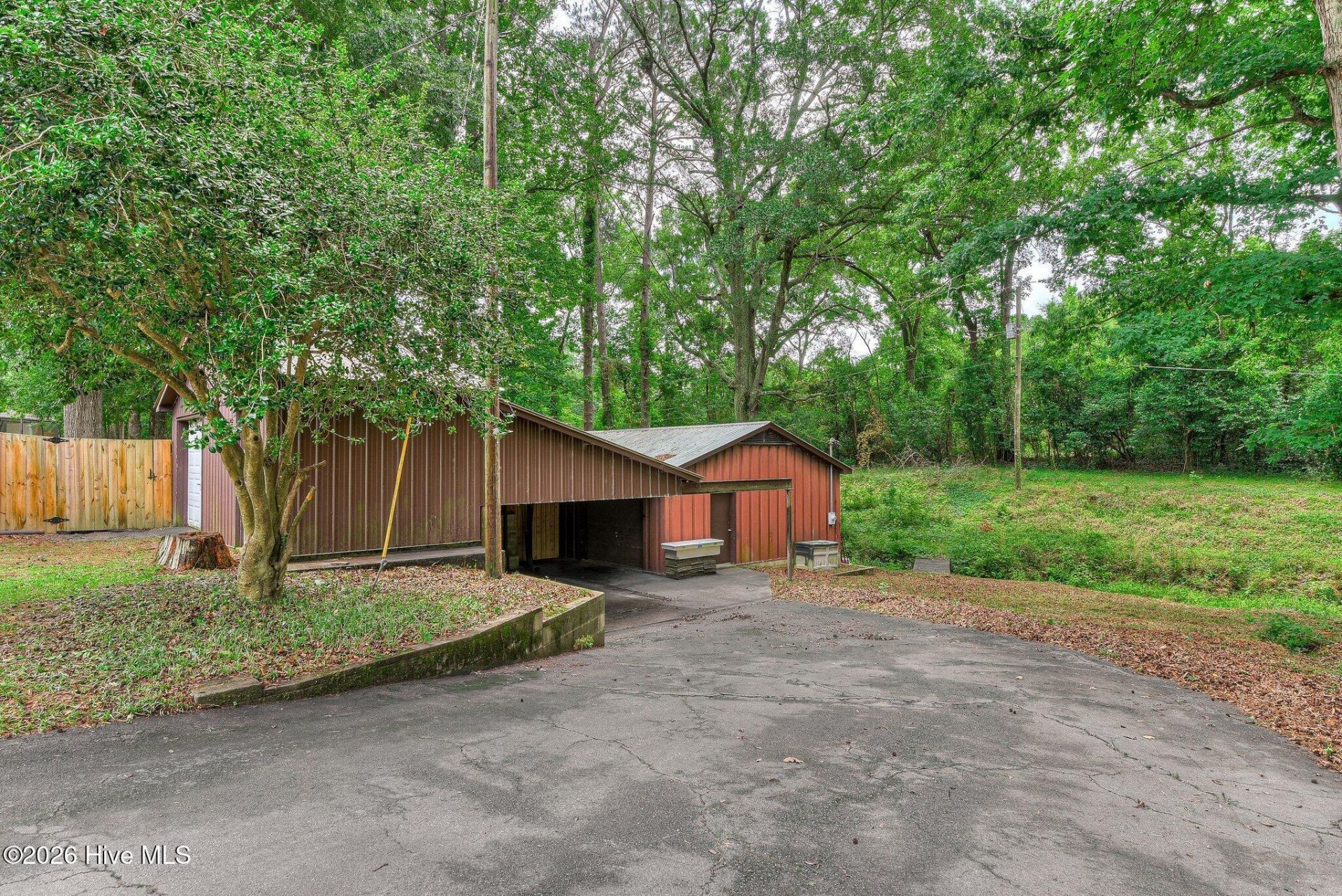 809 Woodside Drive Photo 23