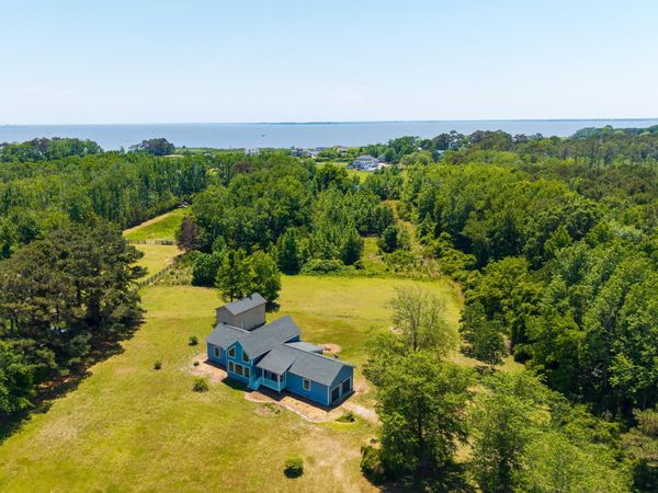 178 Whites Neck Lane, Knotts Island, NC 27950