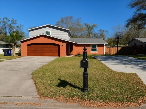 4107 HUDSON WAY , TAMPA, FL 33618