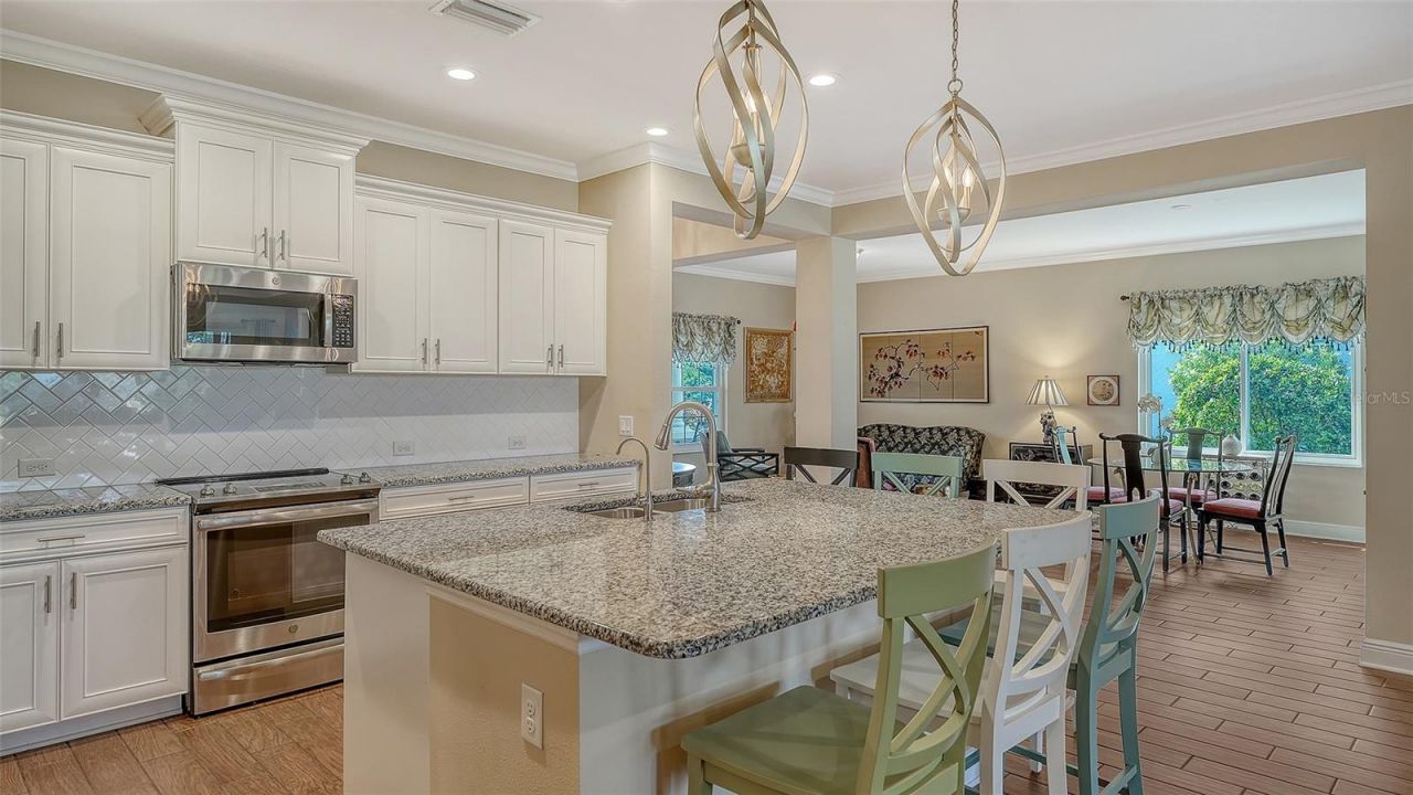 1121 Thornbury Drive, Parrish, FL 34219 Photo