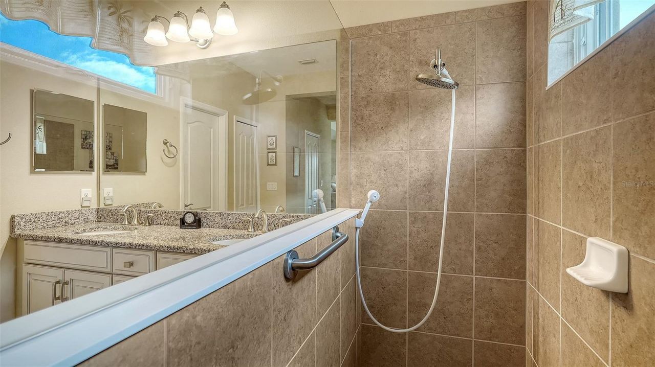 1121 Thornbury Drive, Parrish, FL 34219 Photo