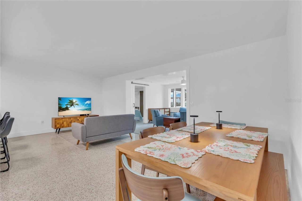 306 66th Street, Holmes Beach, FL 34217 Photo