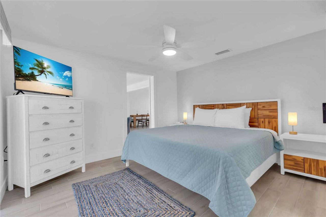 306 66th Street, Holmes Beach, FL 34217 Photo