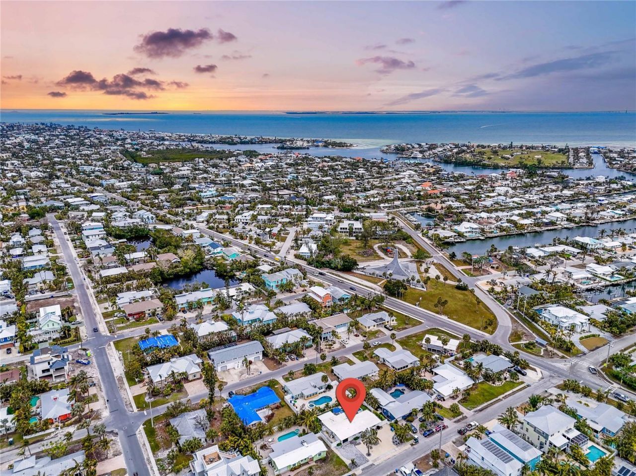 306 66th Street, Holmes Beach, FL 34217 Photo