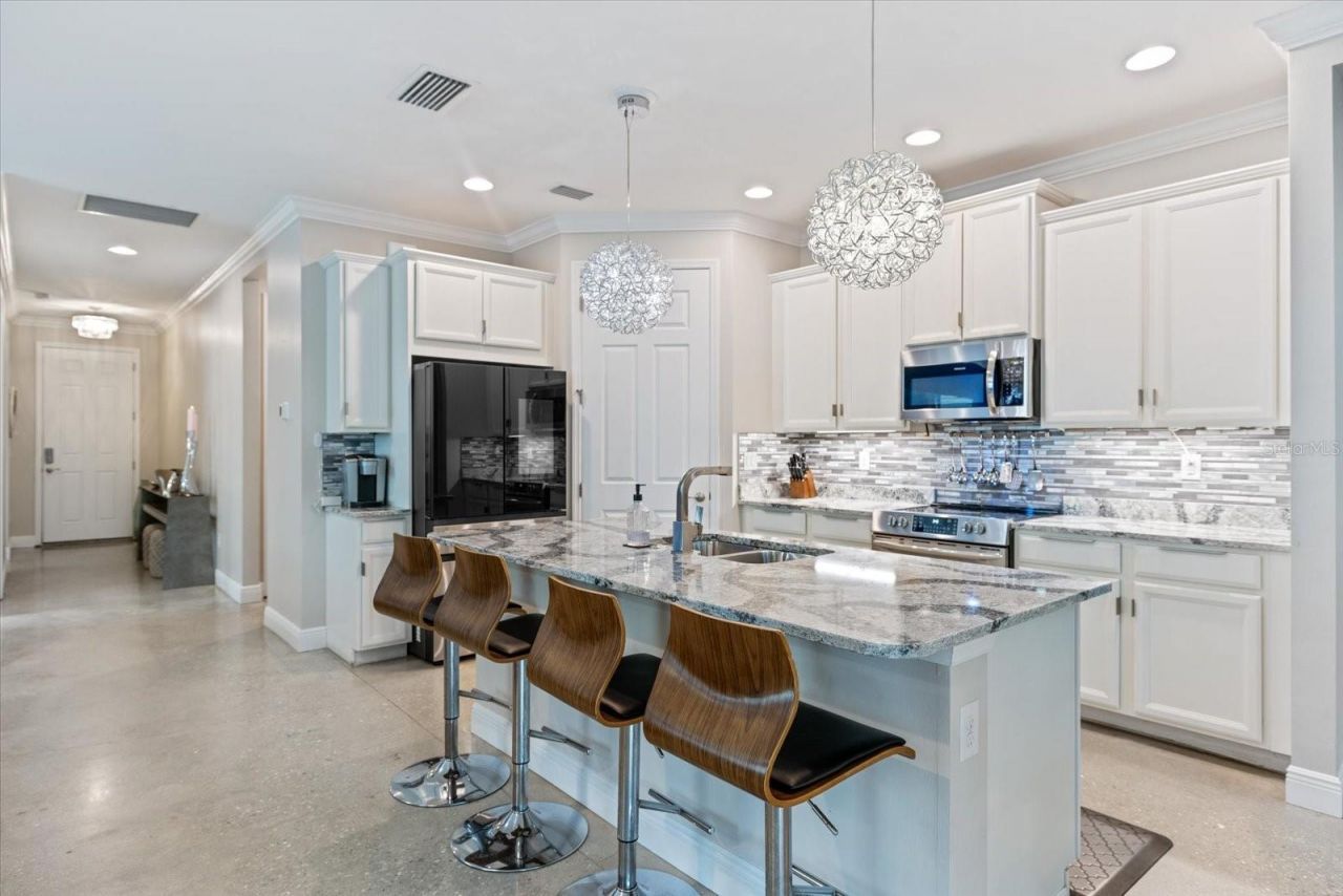 191 Maraviya Boulevard, North Venice, FL 34275 Photo