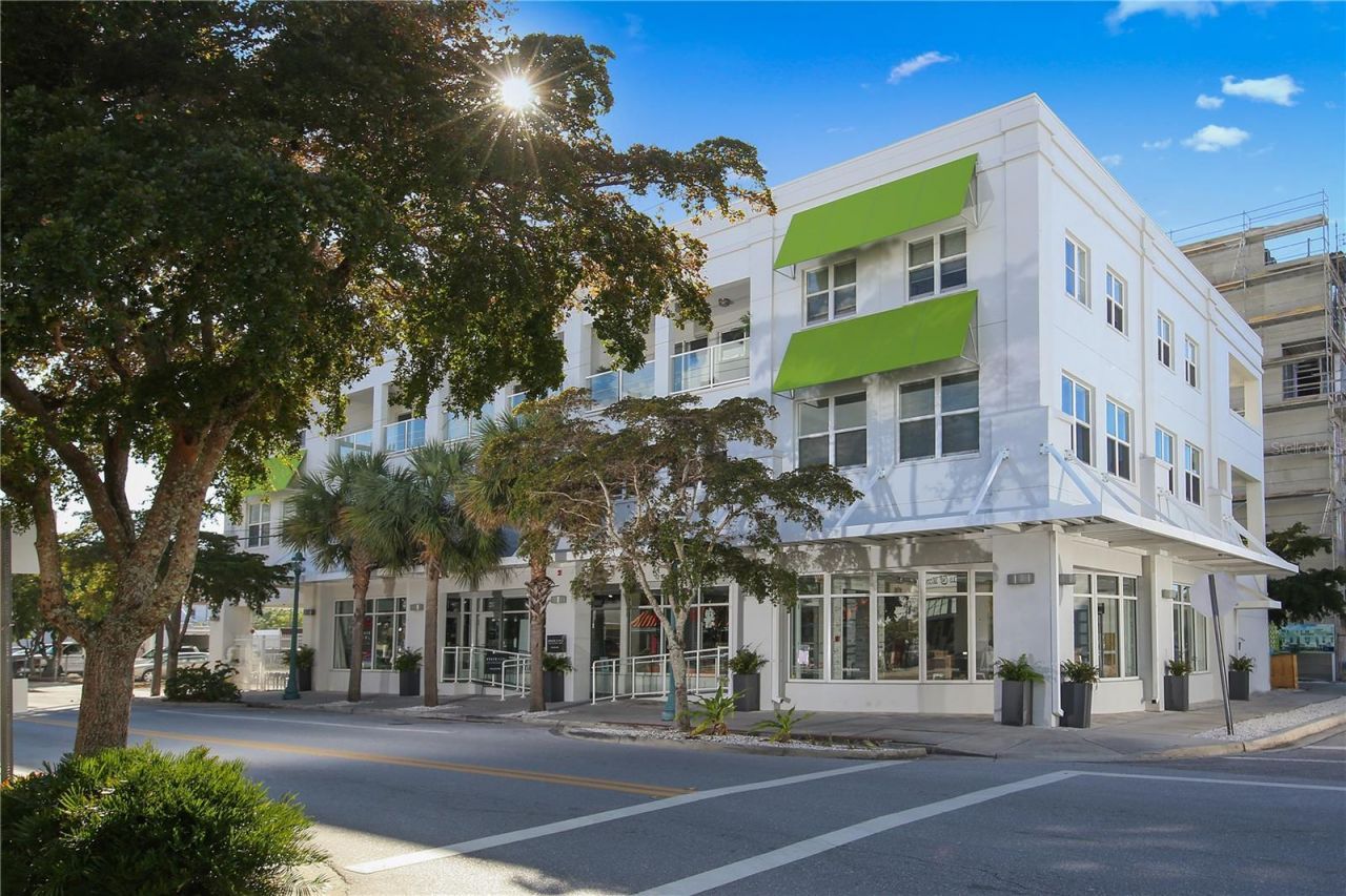 430 Kumquat Court, Unit 212, Sarasota, FL 34236 Photo