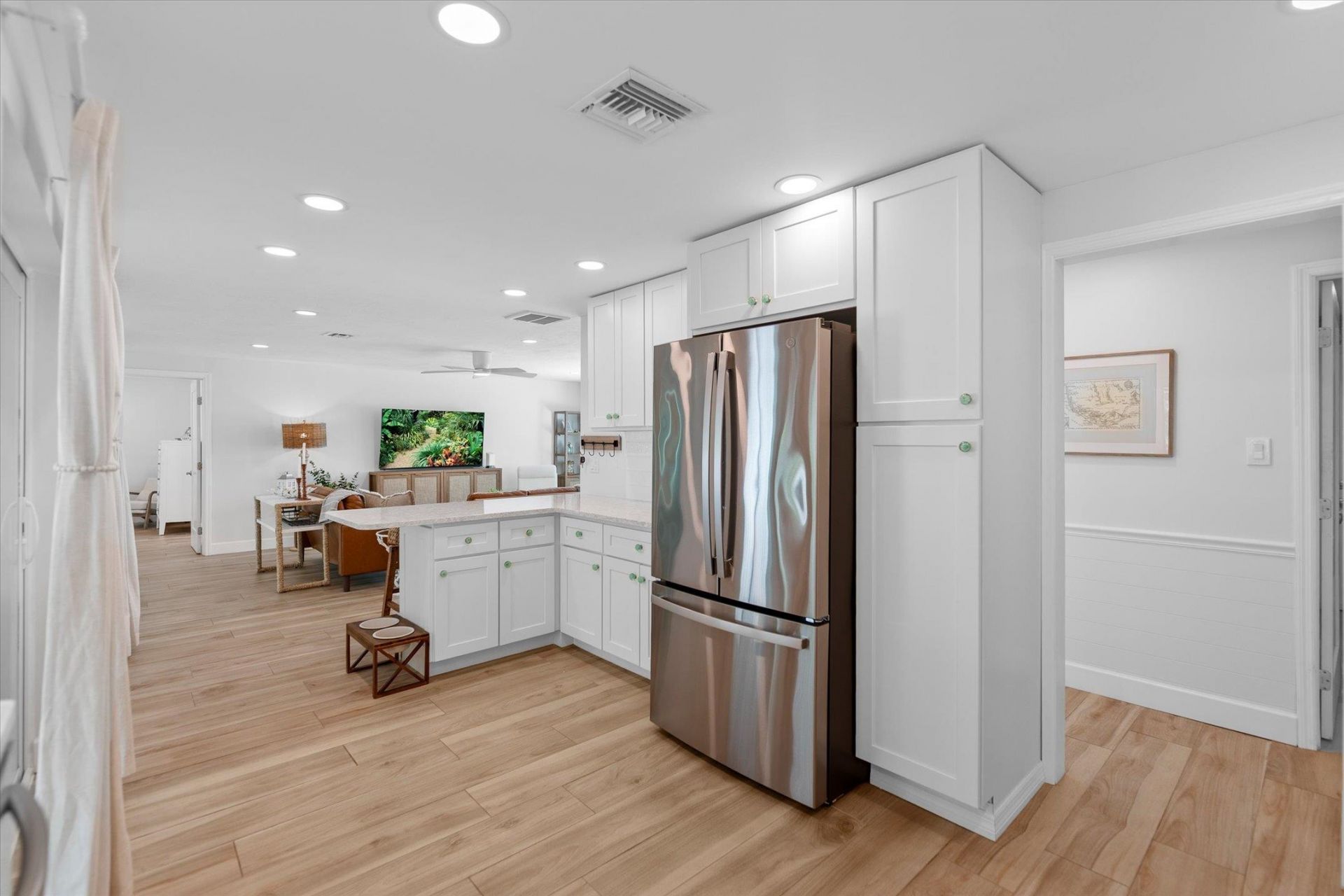 9428 Moonlight Dr, Sanibel, FL 33957 Photo