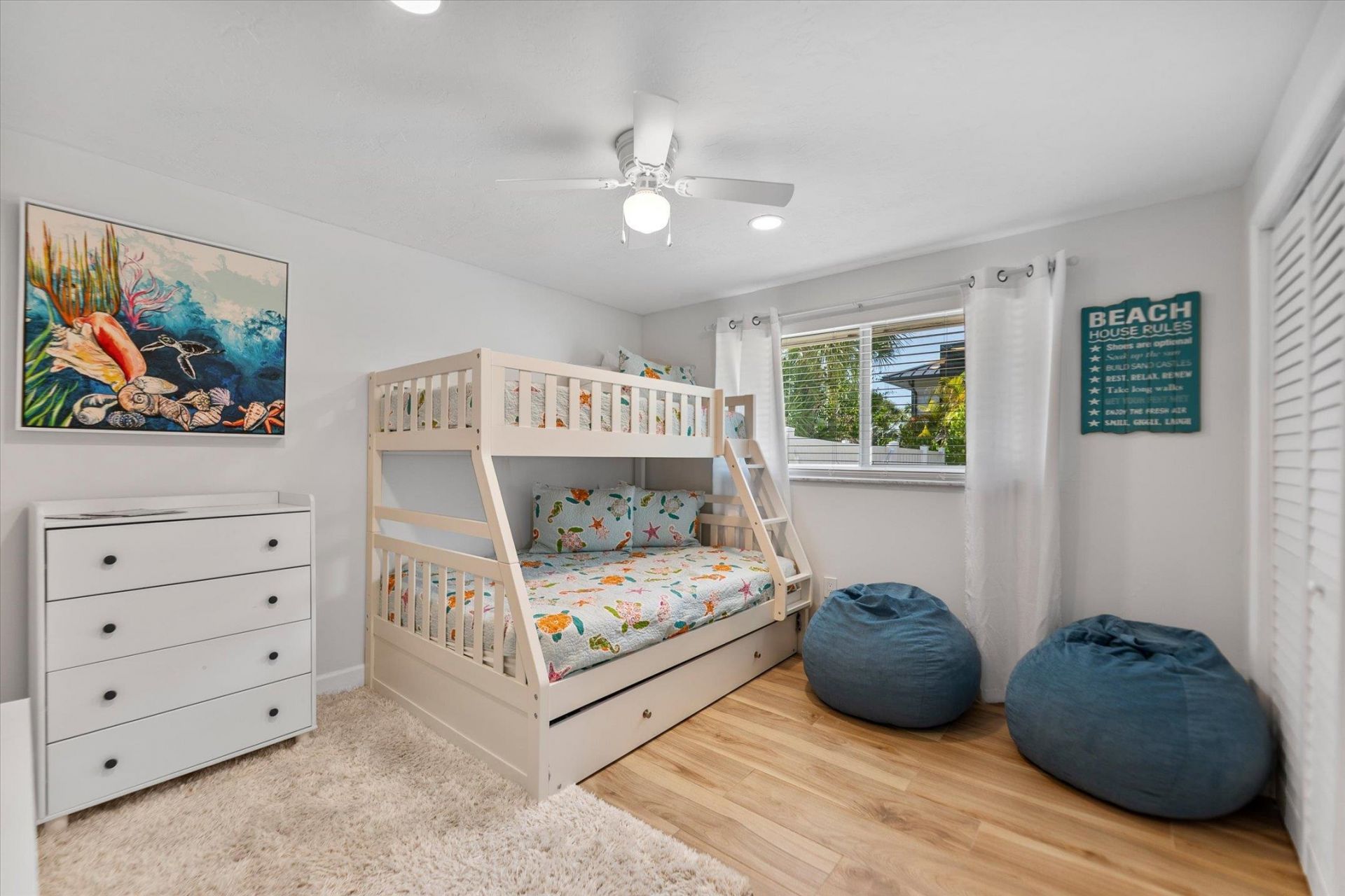 9428 Moonlight Dr, Sanibel, FL 33957 Photo