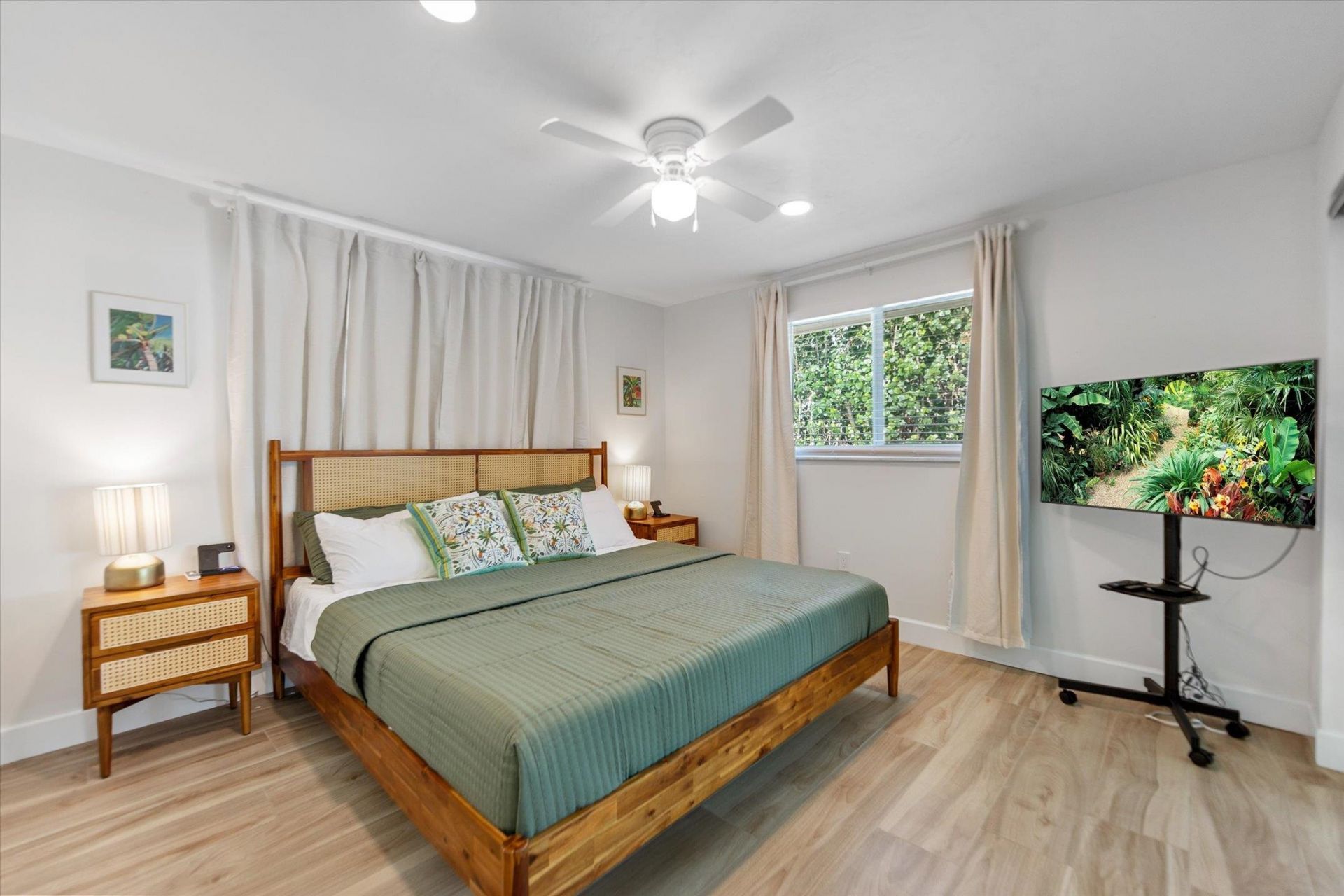 9428 Moonlight Dr, Sanibel, FL 33957 Photo