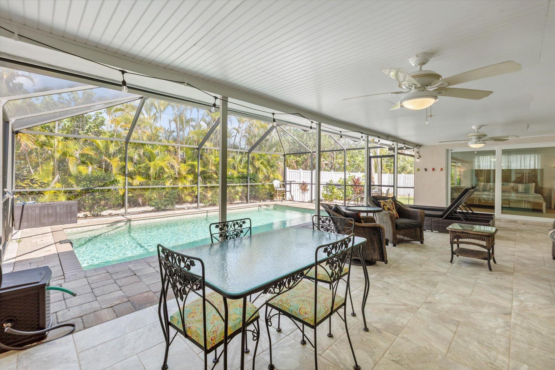 9428 Moonlight Dr, Sanibel, FL 33957 Photo