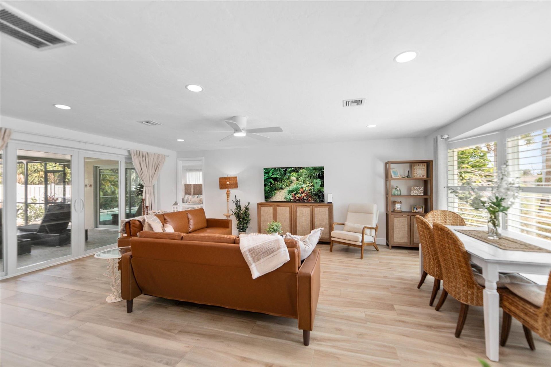 9428 Moonlight Dr, Sanibel, FL 33957 Photo