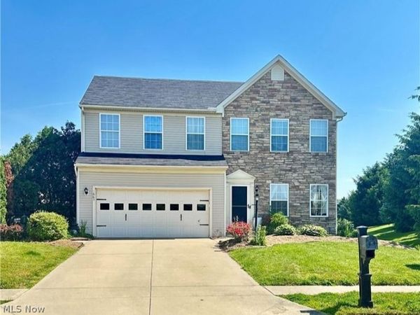 1669 Seabiscuit Drive NE, Canton, OH 44721