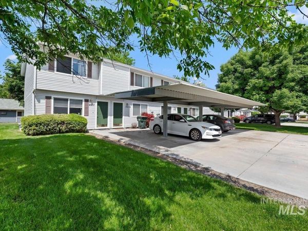 2057 N Woodford Ave, Meridian, ID 83646