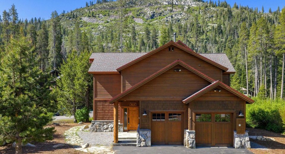 16225 Pine Court, Truckee, CA 96161 Photo