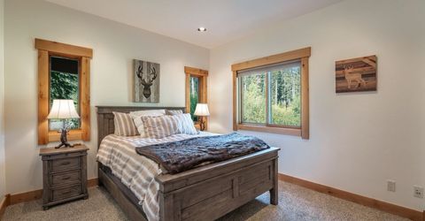 16225 Pine Court, Truckee, CA 96161 Photo