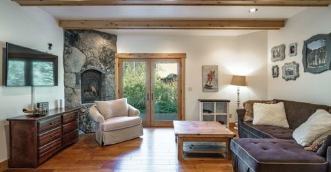16225 Pine Court, Truckee, CA 96161 Photo