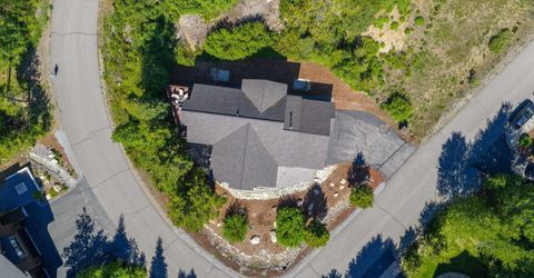 16225 Pine Court, Truckee, CA 96161 Photo