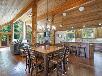 16225 Pine Court, Truckee, CA 96161 Photo