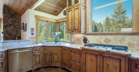 16225 Pine Court, Truckee, CA 96161 Photo