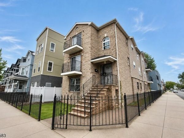 711 S 11Th St, Newark, NJ 07103