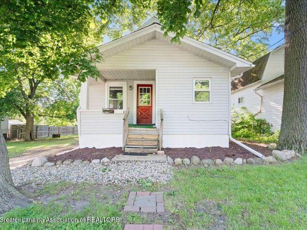1133 Lathrop Street, Lansing, MI 48912