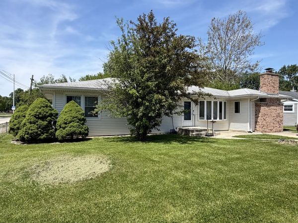 8848 Merrimac Avenue , Oak Lawn, IL 60453
