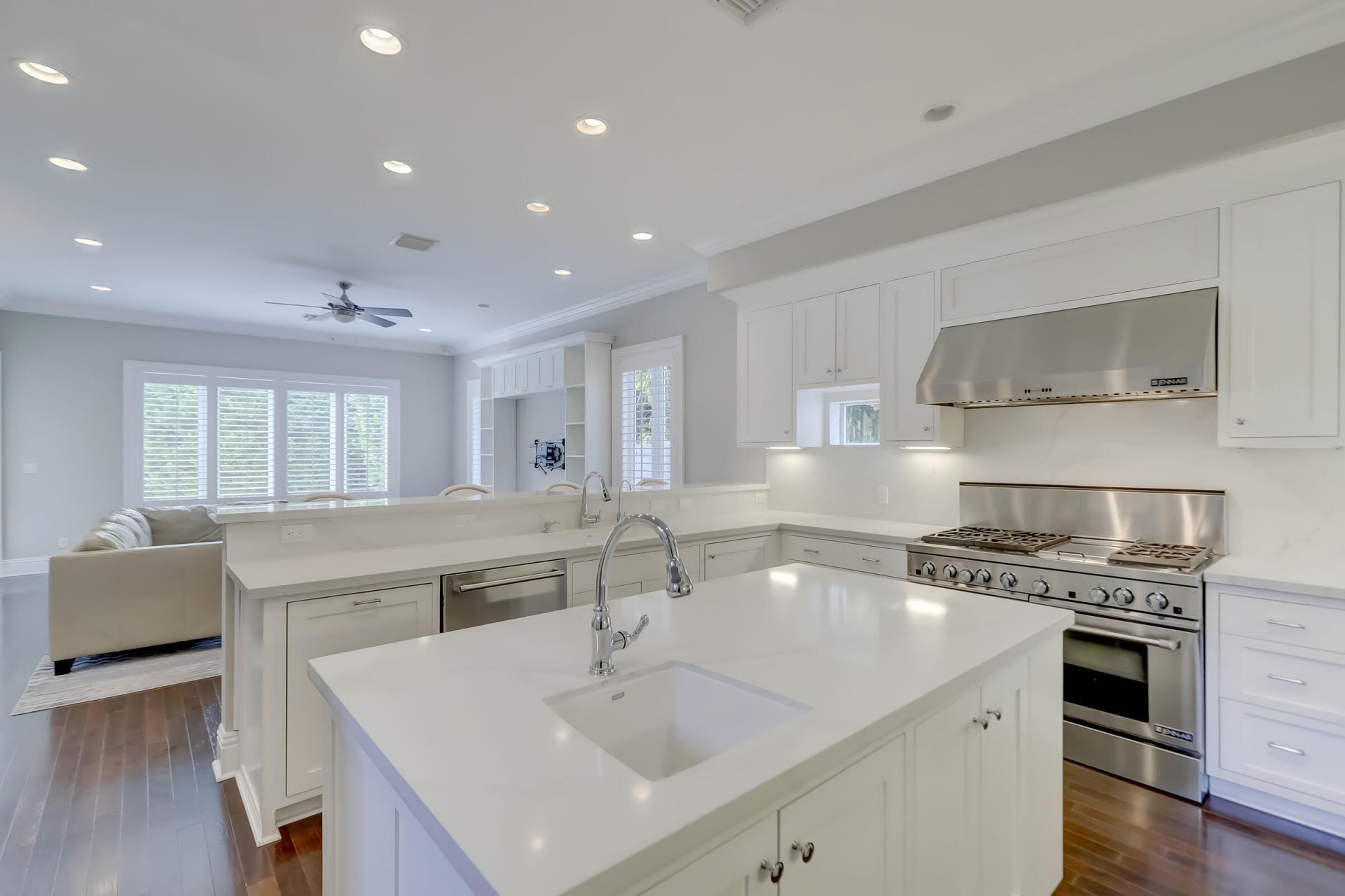 425 NE 11th Avenue, Fort Lauderdale, FL 33301 Photo