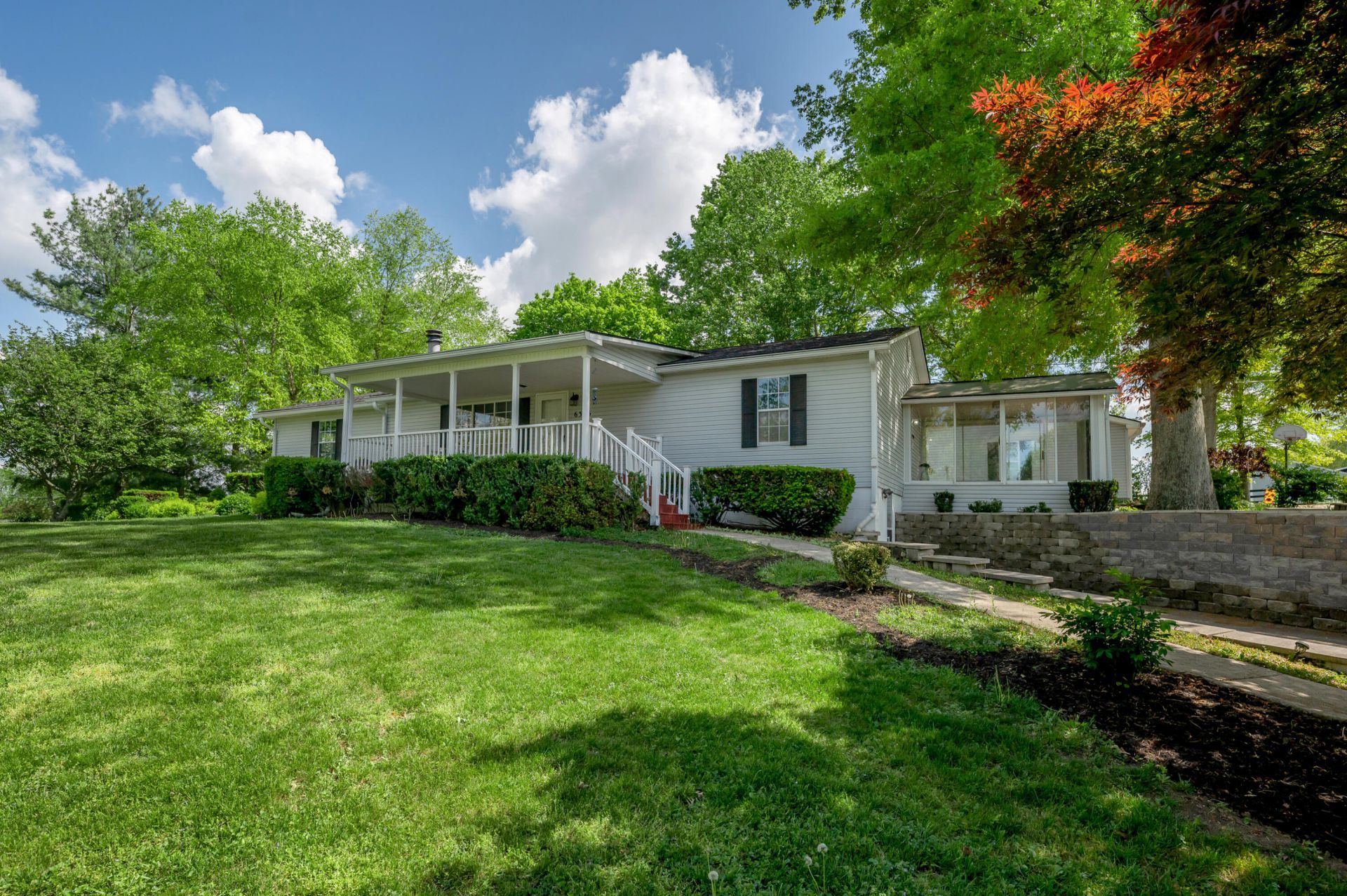 6356 Van Meter Road, Winchester, KY 40391