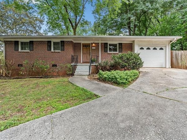 3130 Vista Brook Drive, Decatur, GA 30033