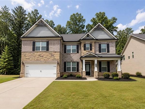 335 Henson Farm Drive , Loganville, GA 30052
