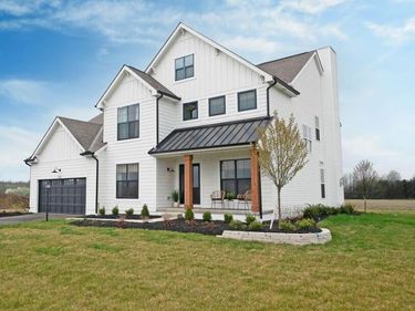 2962 Howard Farms Drive, Delaware, OH 43015