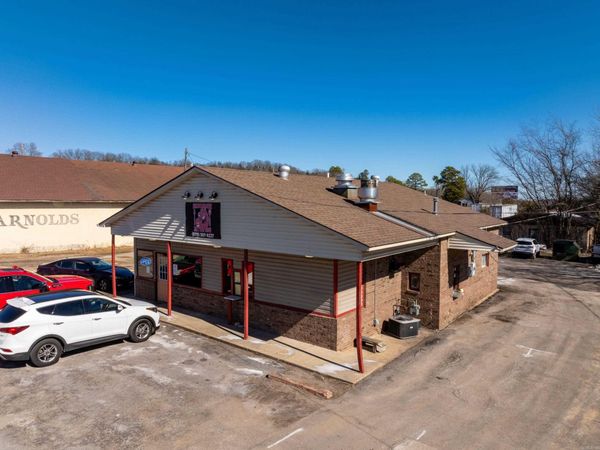 2170 N Central Ave , Batesville, AR 72501