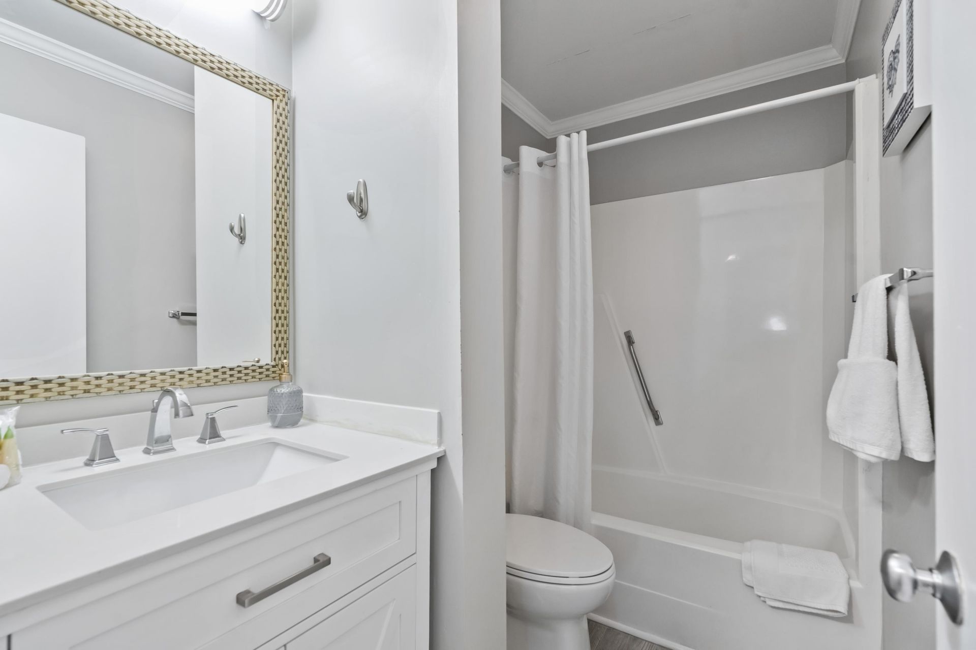 415 Ocean Creek Dr. Photo 16